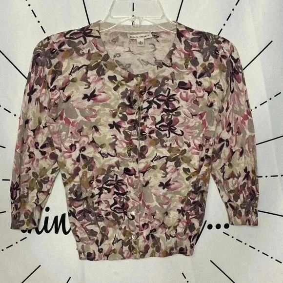 Banana Republic Floral 3/4 Sleeve Cardigan - Picture 2 of 7